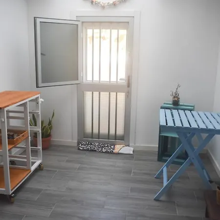 A Un Salto Del Mar Wifi