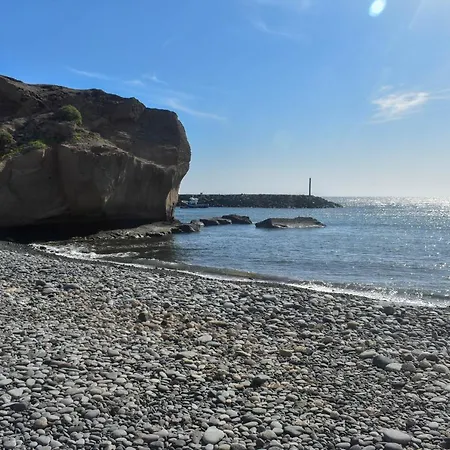 A Un Salto Del Mar Wifi *