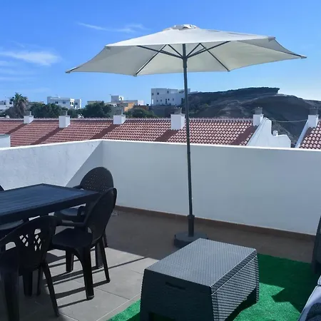 A Un Salto Del Mar Wifi La Mareta