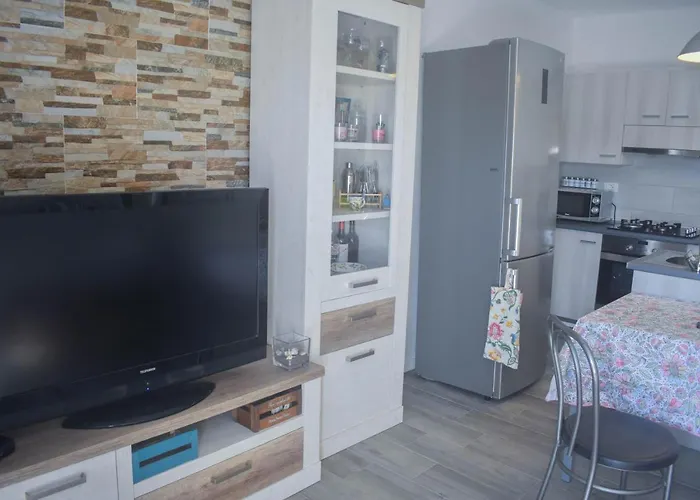 A Un Salto Del Mar Wifi * La Mareta