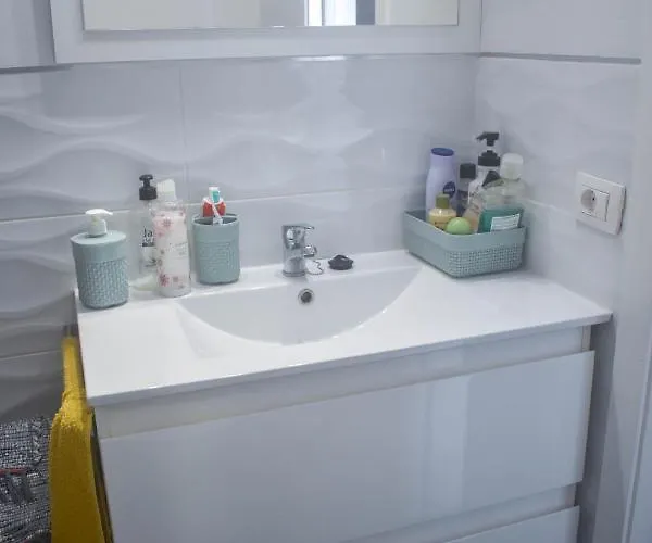 A Un Salto Del Mar Wifi