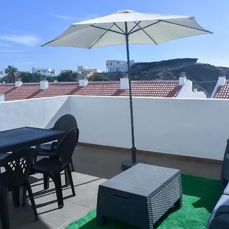 A Un Salto Del Mar Wifi La Mareta