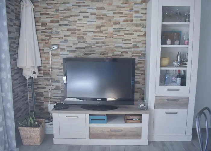 A Un Salto Del Mar Wifi Apartment