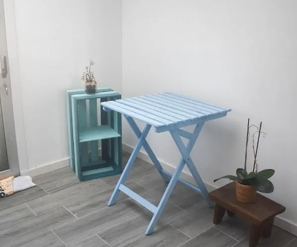 A Un Salto Del Mar Wifi *