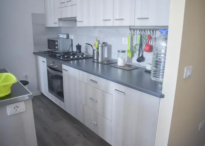 A Un Salto Del Mar Wifi Apartment *